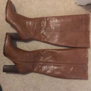 Block heel knee high brown boots